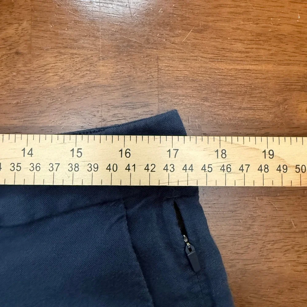Lululemon Commission Relaxed Short Mens 34 Blue Chino Performance Golf 9 Inseam